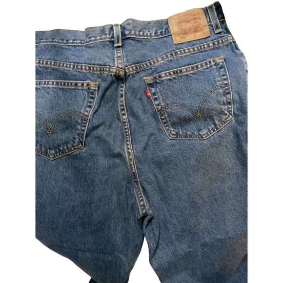 Levi's 550 Classic Relaxed Fit Tapered Leg Size 18 S Blue Women's Jeans - Picture 2 of 5